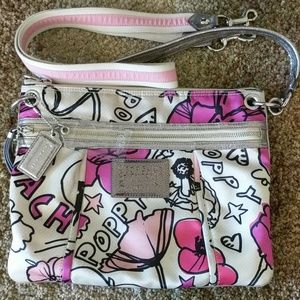 Coach poppy collection